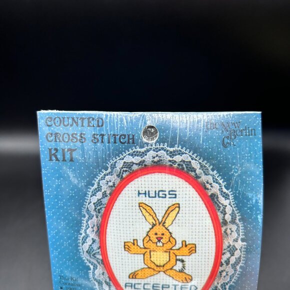 The New Berlin Co. Counted Cross Stitch "Hugs Accepted Here" Red Hoop VTG 80s - Picture 3 of 9